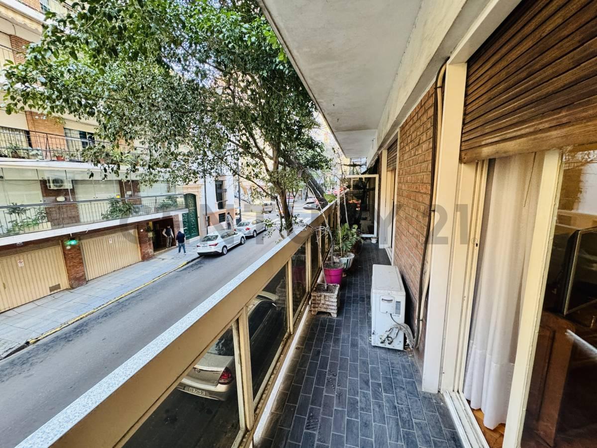 Foto de VENTA DEPARTAMENTO 4 AMBIENTES EN BELGRANO CON PATIO PROPIO ¡APTO, imagen 5