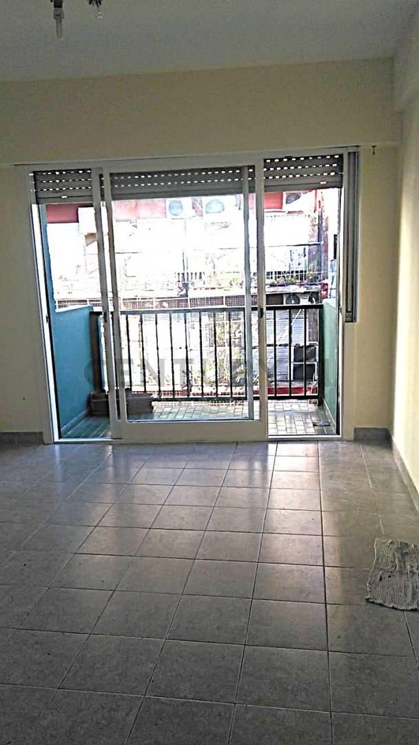 Foto de Monoambiente en alquiler Balvanera Bajas Expensas, imagen 3