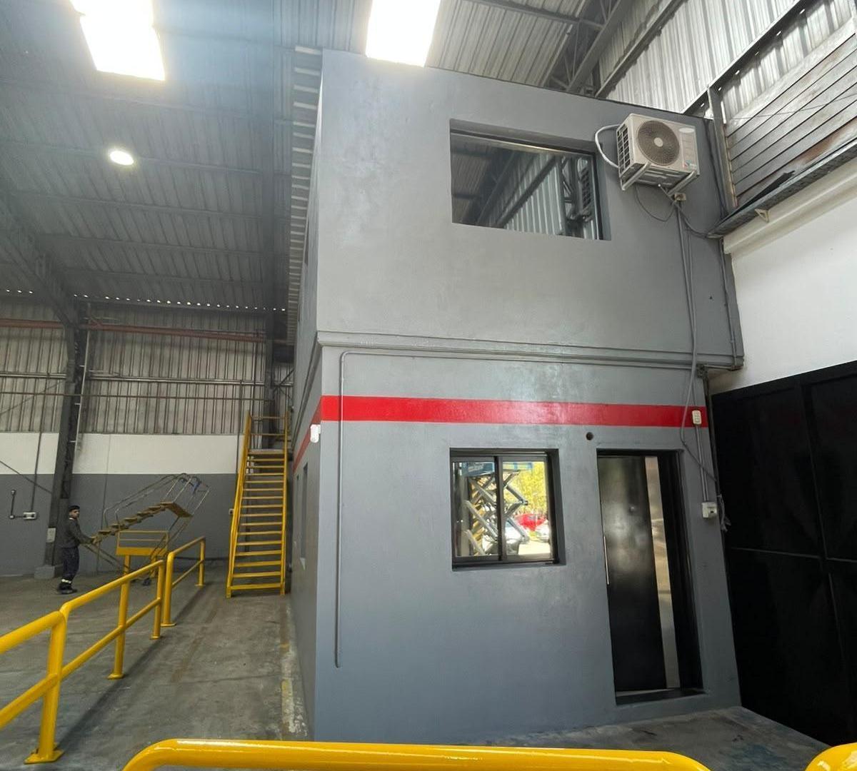Foto de Deposito en alquiler en Pablo Nogues, imagen 1