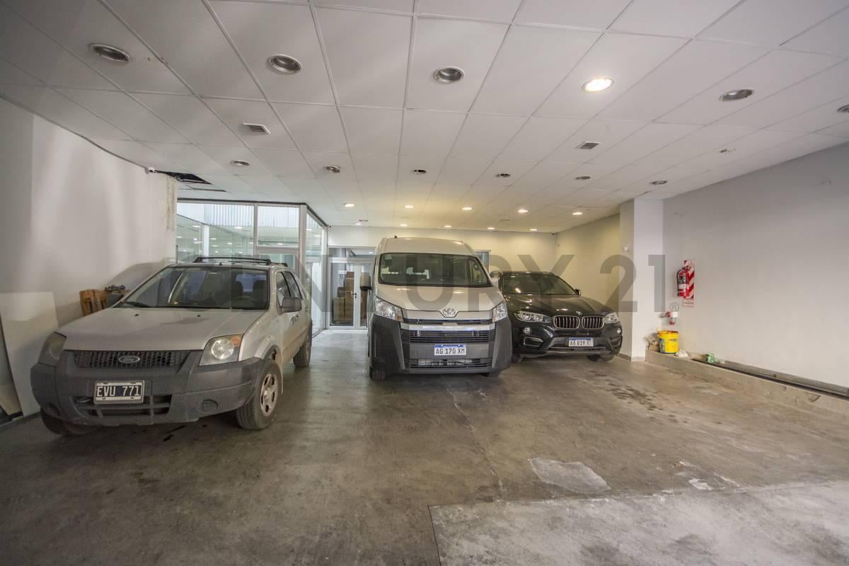 Foto de PROPIEDAD ÚNICA - OFICINAS, DEPÓSITOS Y FABRICA en PARQUE PATRICIOS /, imagen 3