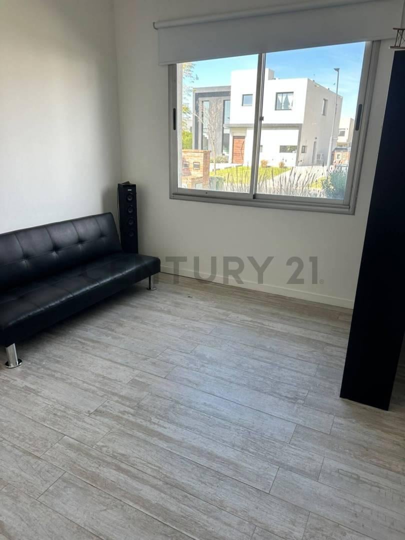 Foto de VENTA CASA PUERTOS DEL LAGO -CEIBOS- PB-3 dormitorios, imagen 1