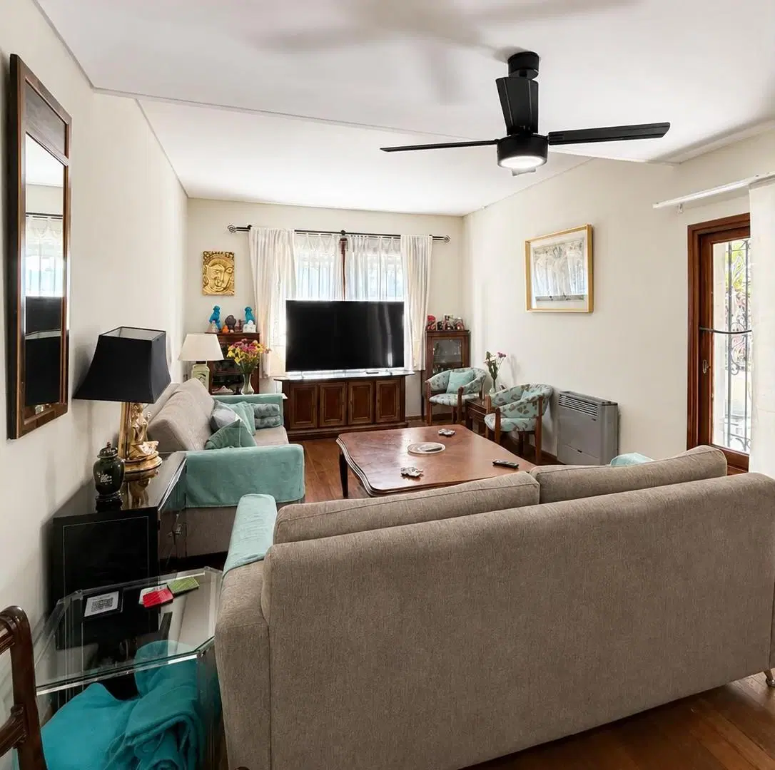 CASA 4 AMBIENTES CON PARQUE 4
