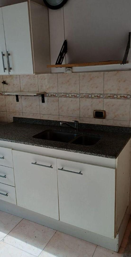 Foto de PH de 75 m² con 2 dormitorios en venta en Villa Verselli, Bernal Oeste, imagen 5