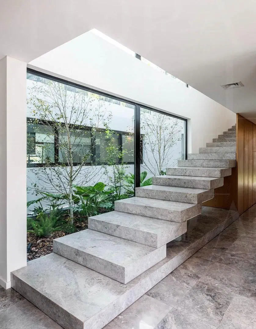 Casa en venta, 9 ambientes, en el Barrio Terralagos Canning, exclusiva, barrio playa, vistas laguna 2