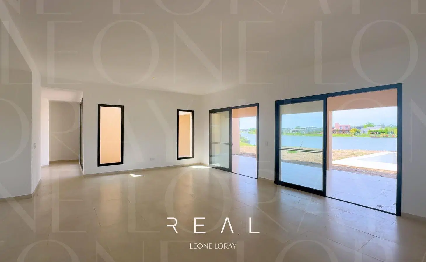 Casa en venta, 5 ambientes, barrio San Sebastian, Pilar, area 11, al lago oportunidad! 3