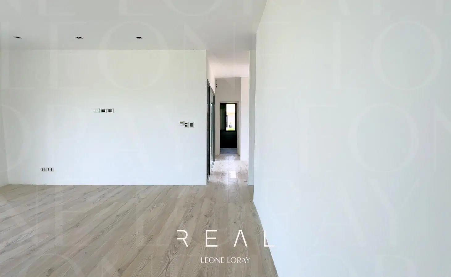 Casa en venta, 5 ambientes, en el Barrio San Sebastian, Pilar, area 11 con vista a laguna 3