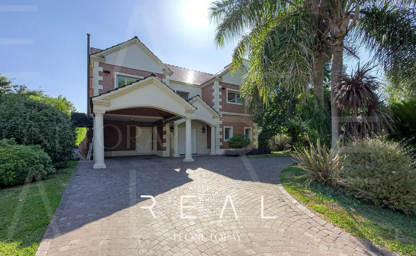Casa en venta en El Rocio 3