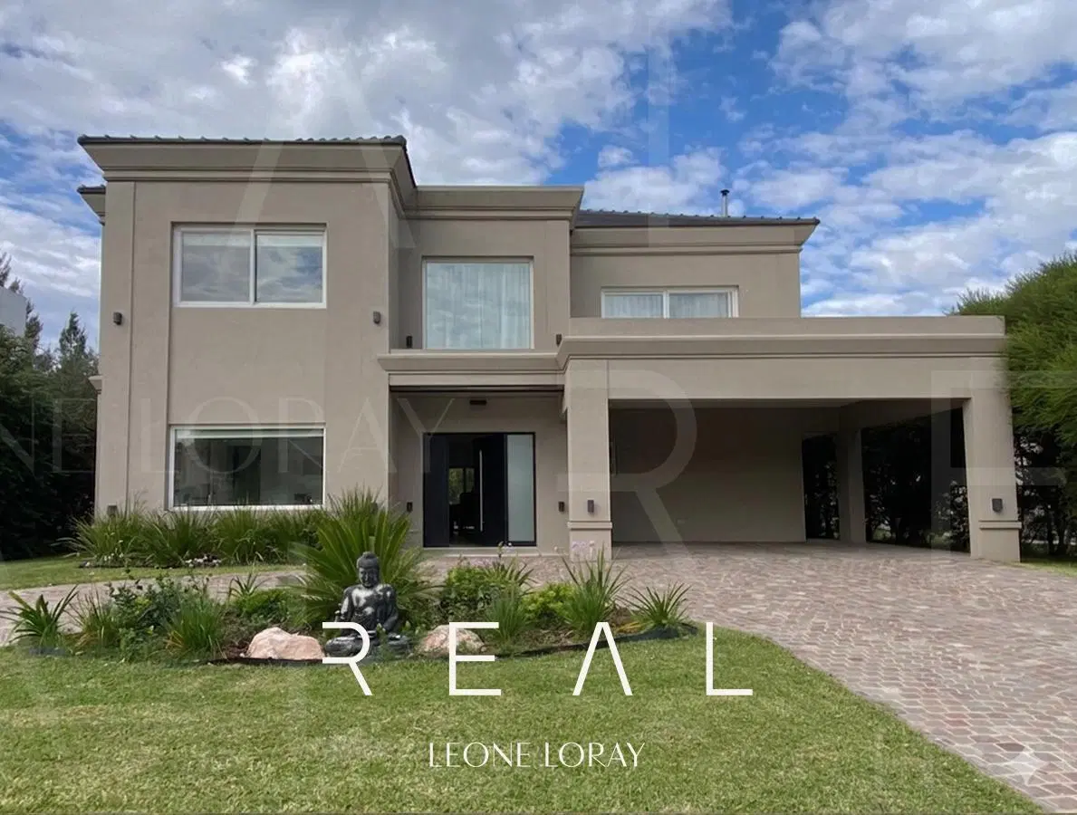 Casa en venta,  7 ambientes, Saint Thomas Este Oeste, Canning 2
