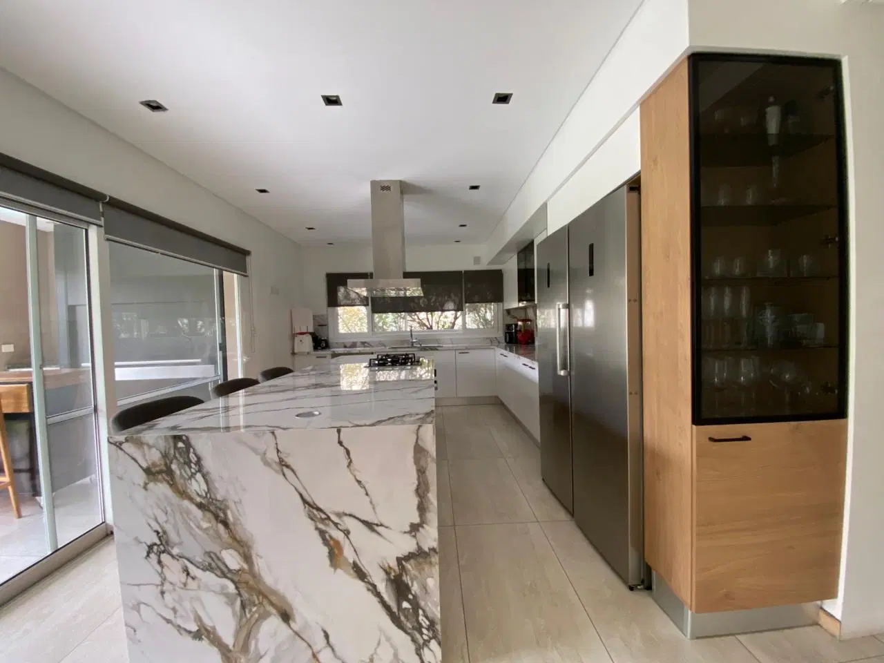Casa en venta,  7 ambientes, Saint Thomas Este Oeste, Canning 3