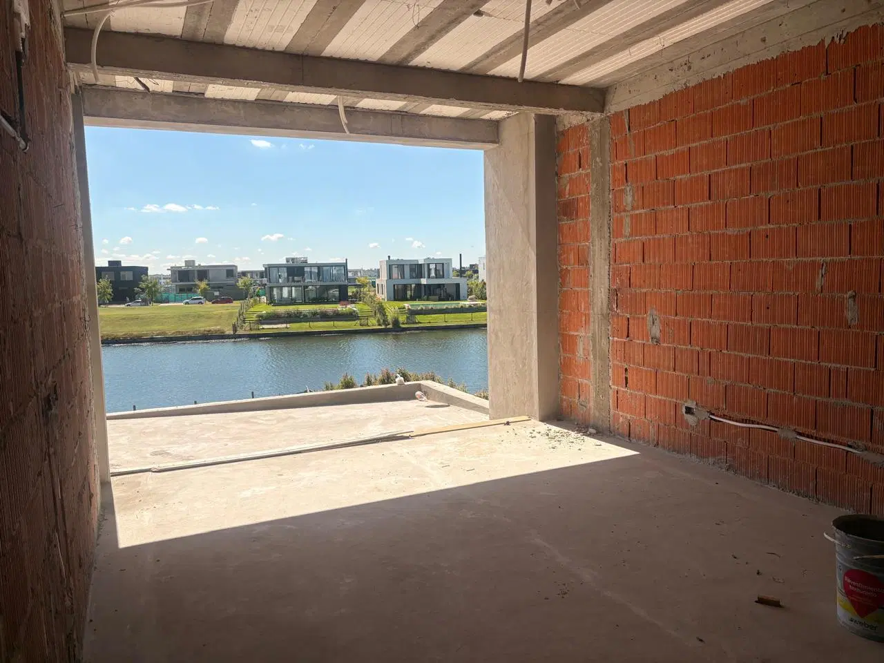 Casa en venta, 6 ambientes, Puertos del Lago, Barrio Costas, Escobar, a la laguna 5