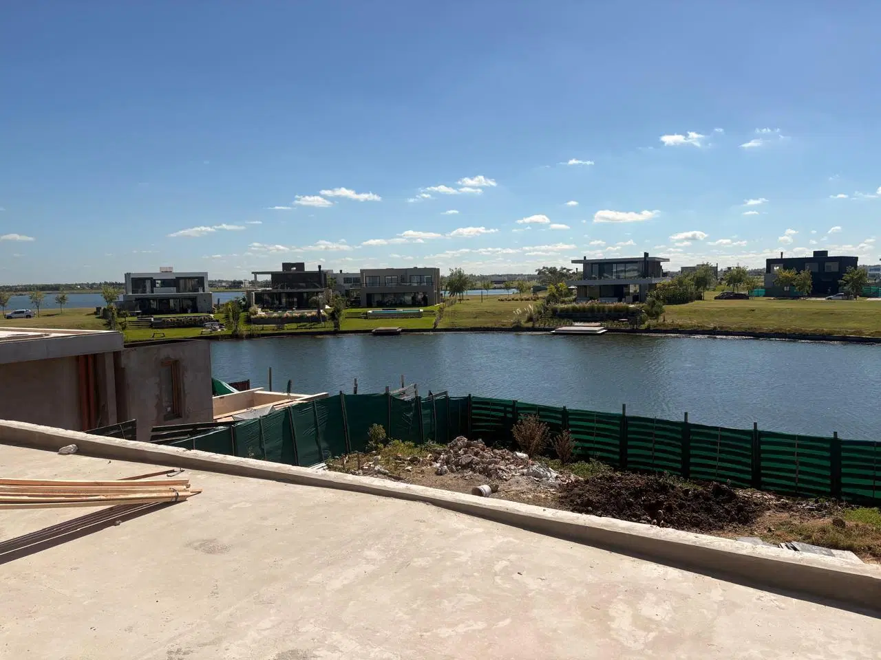 Casa en venta, 6 ambientes, Puertos del Lago, Barrio Costas, Escobar, a la laguna 2