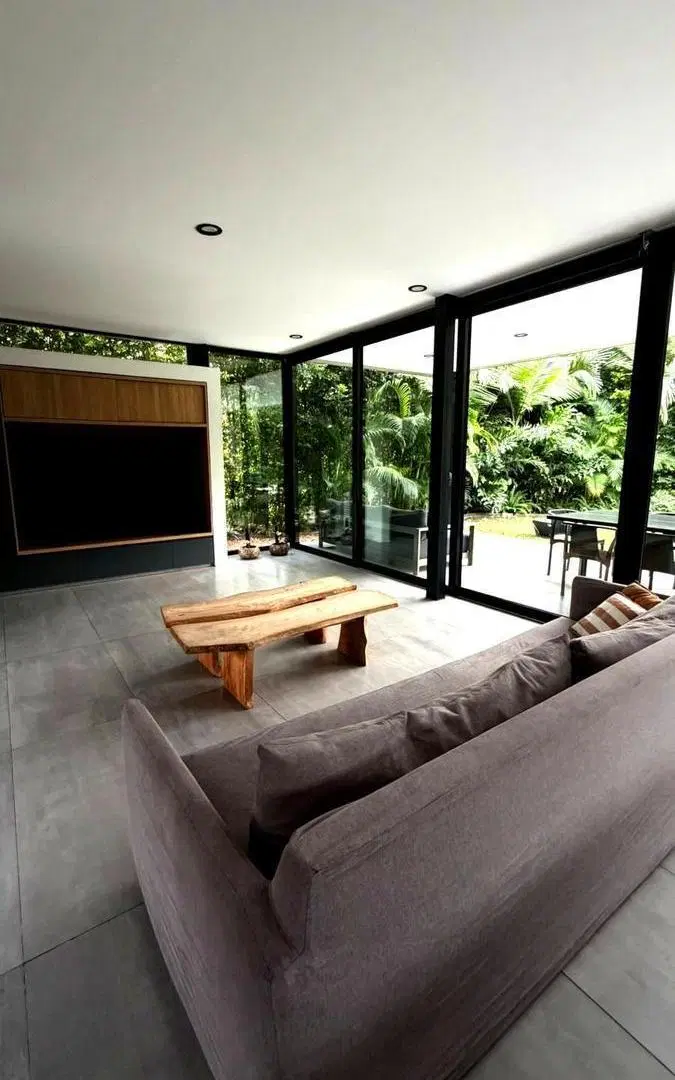 Casa en venta de 4 ambientes en Brisas de Adrogué 4