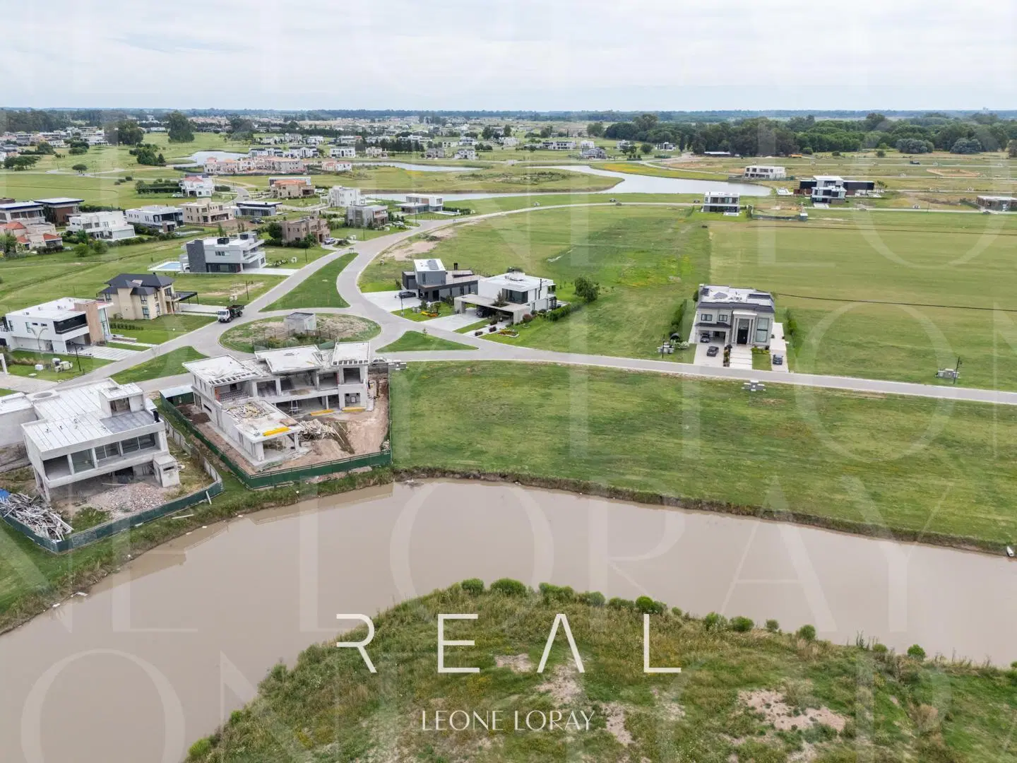 Terreno en venta, La Providencia Country Club, Canning,  a la laguna 5