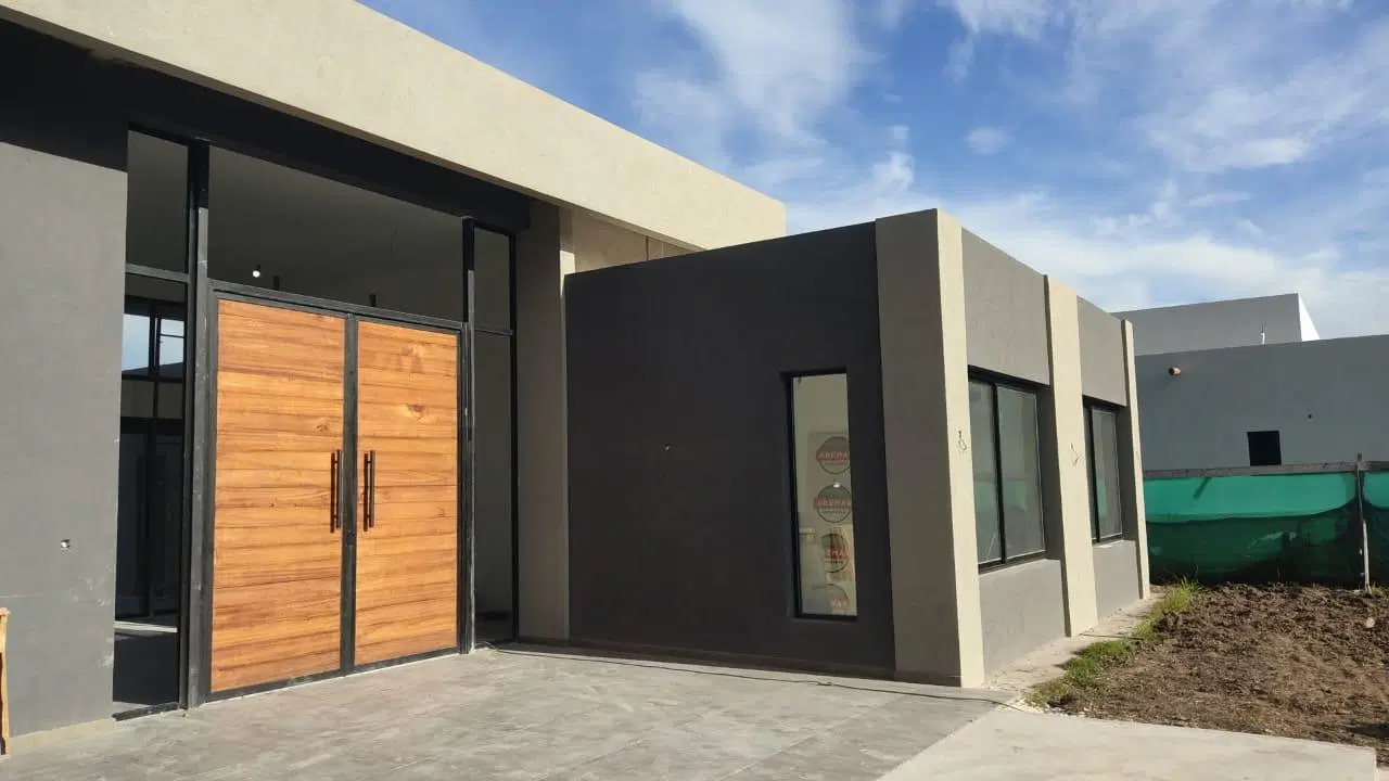CASA en VENTA 4 ambientes CANNING en una única planta A ESTRENAR 5