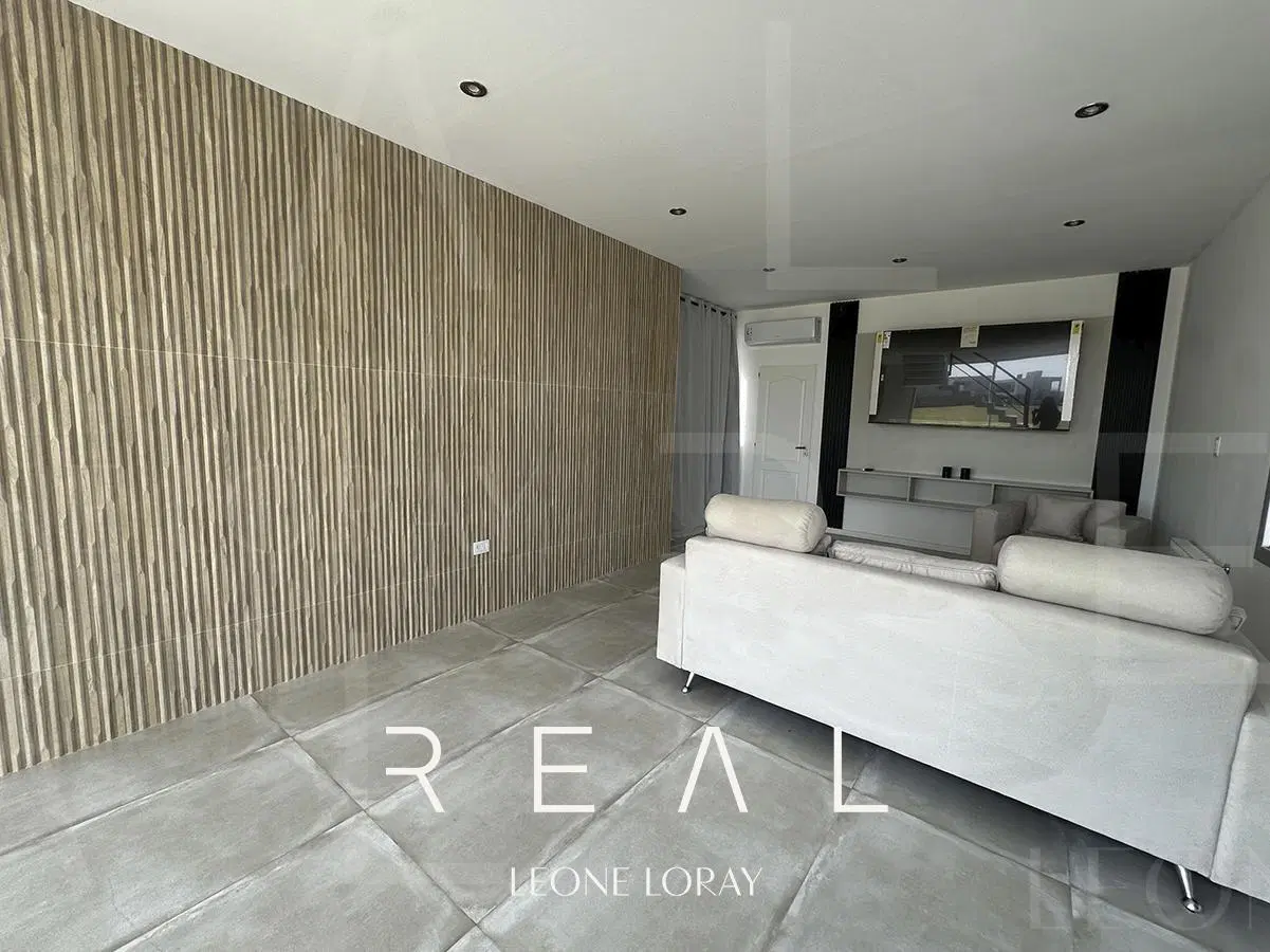 Casa en venta Terralagos 5 dormitorios con fondo linbre 4