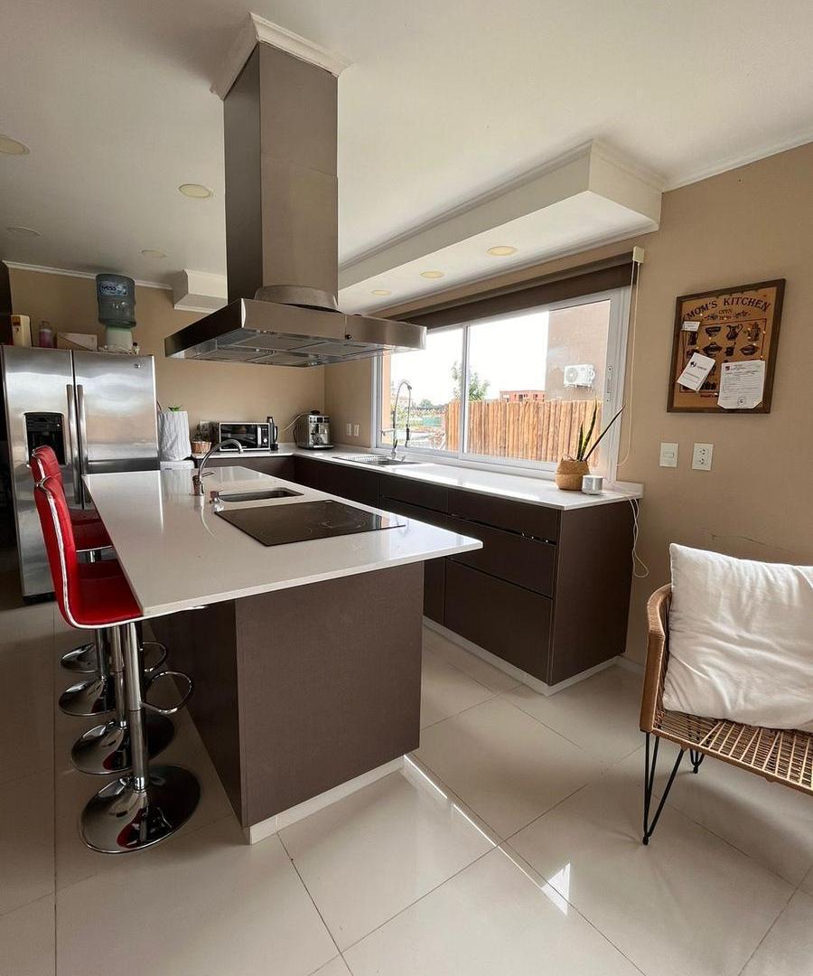 Foto de Casa en venta, San Sebastian, Pilar, 6 ambientes, imagen 1