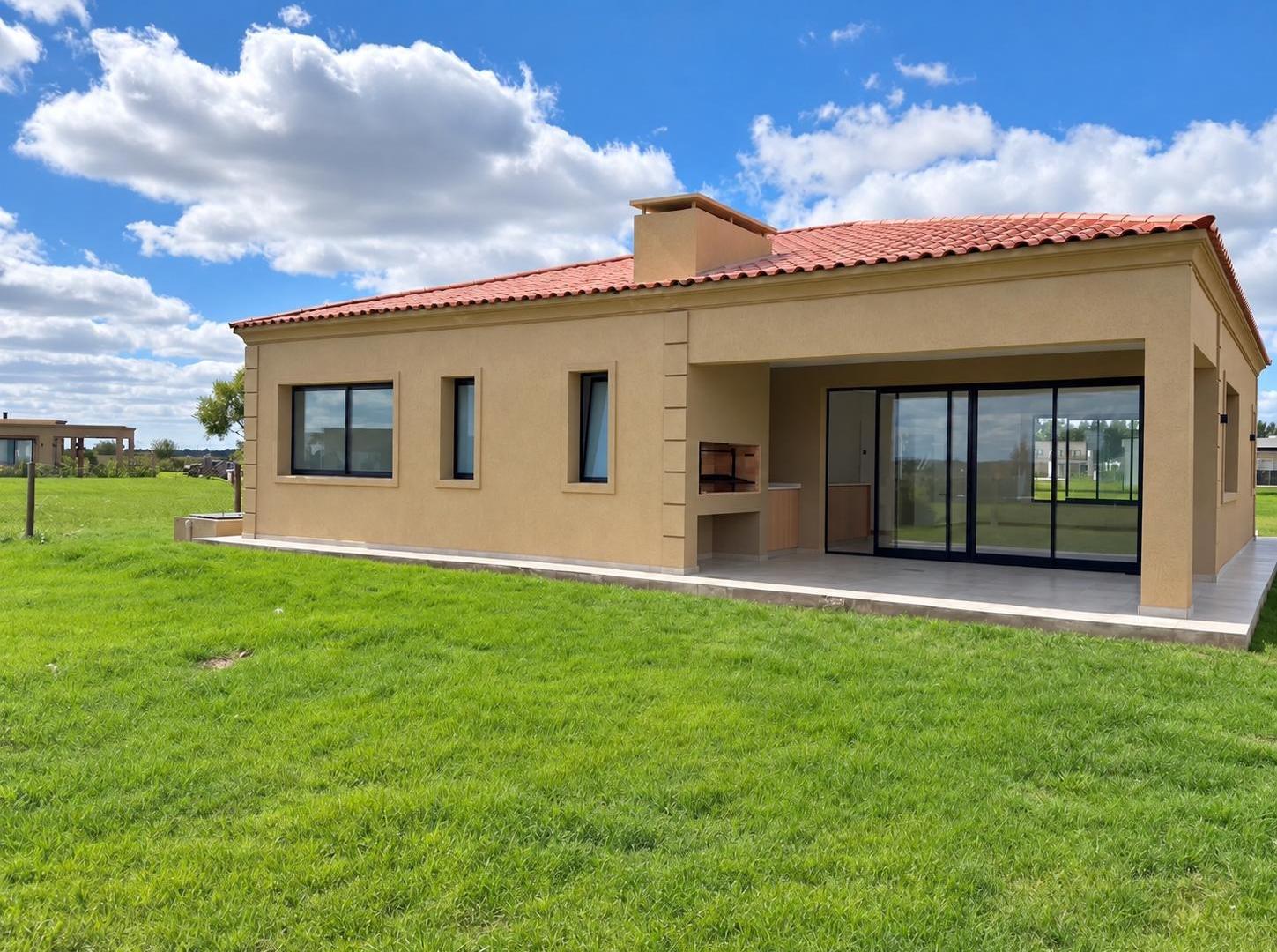 Foto de Casa en venta, de 5 ambientes en San Simón, Canning, imagen 1