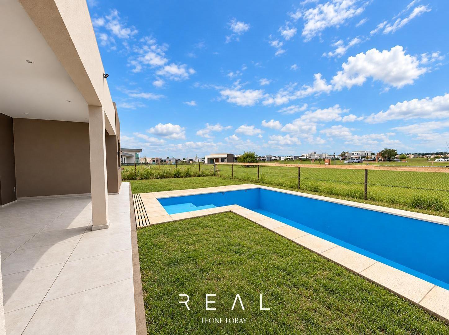 Foto de Casa en venta de 4 ambientes en San Simón, CANNING, imagen 2