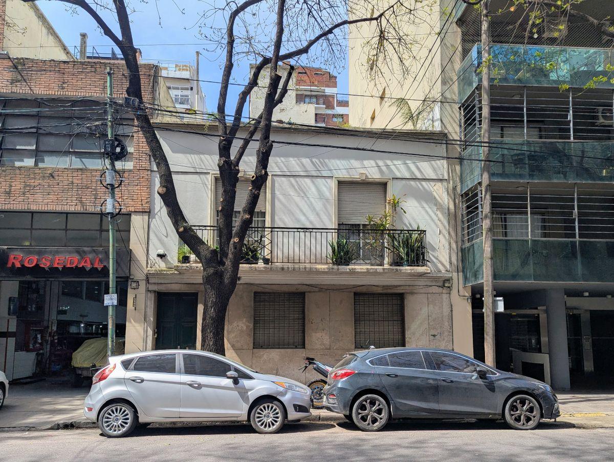 Foto de PH 4 Amb a refaccionar en PB a la Calle con Patio – Bajas Expensas, imagen 1