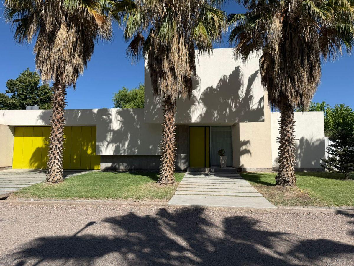 VÓRTICE INMOBILIARIA VENDE CASA EN BARRIO PRIVADO SOLARES DE MAIPÚ, MAIPÚ, MENDOZA.