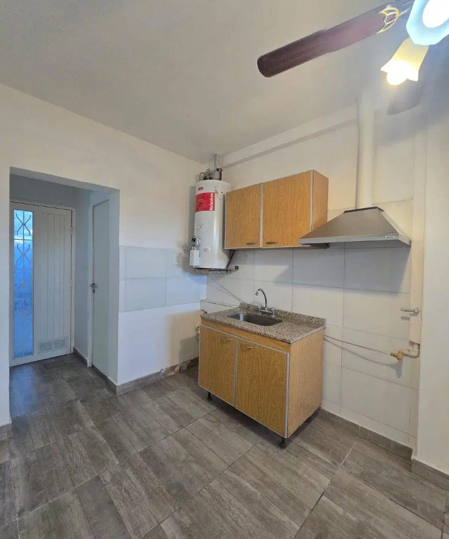 Departamento en Alquiler en Luzuriaga, Maipú - 1 dormitorio - Fácil Acceso 3