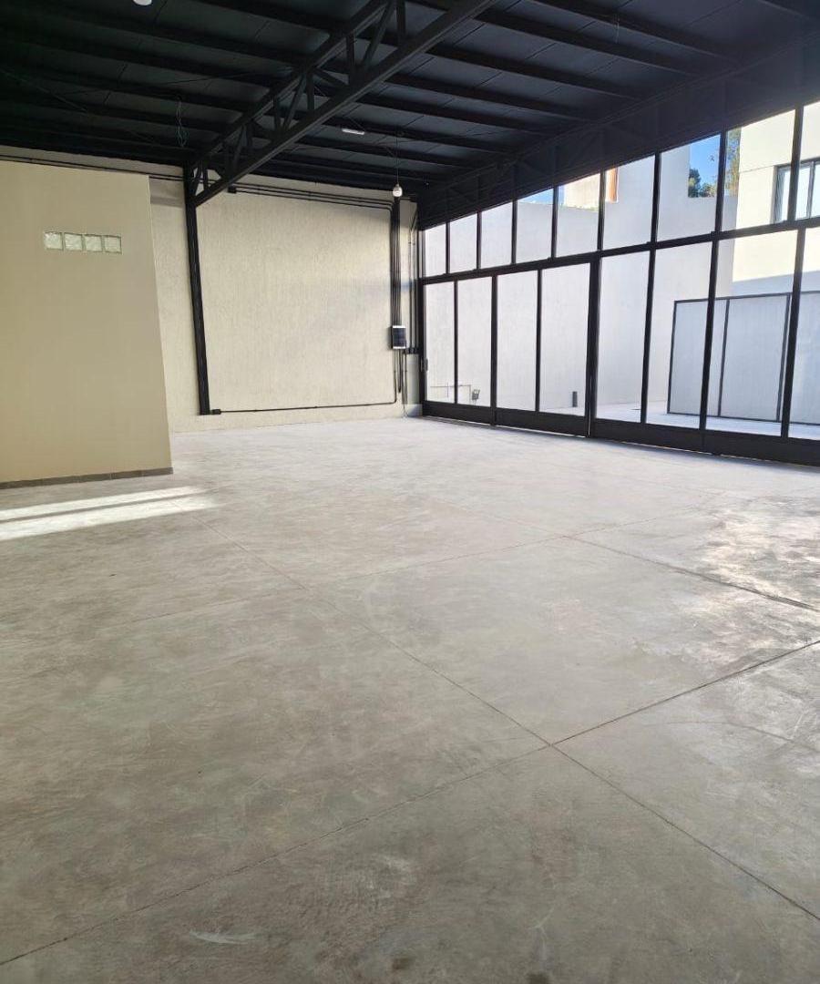 Foto de Local A Estrenar - 230 m2 - Financiación y permutas - Acceso Maza y, imagen 2
