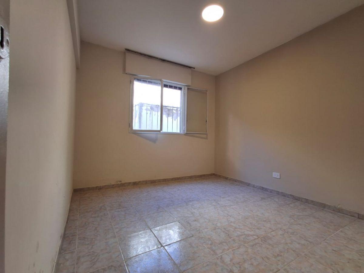 Foto de Departamento en alquiler - Planta Baja - 2 habitaciones - Guaymallén, imagen 5