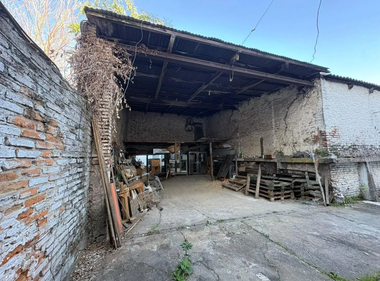 Lote de 600 m² en 64 e/ 1 y 2 3