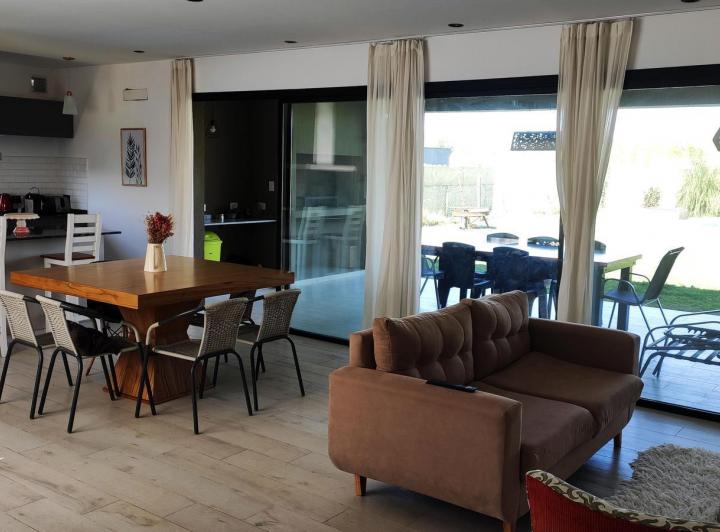 Alquiler temporario Casa Quinta San Sebastian Pilar 4 ambientes Parque Pileta 1