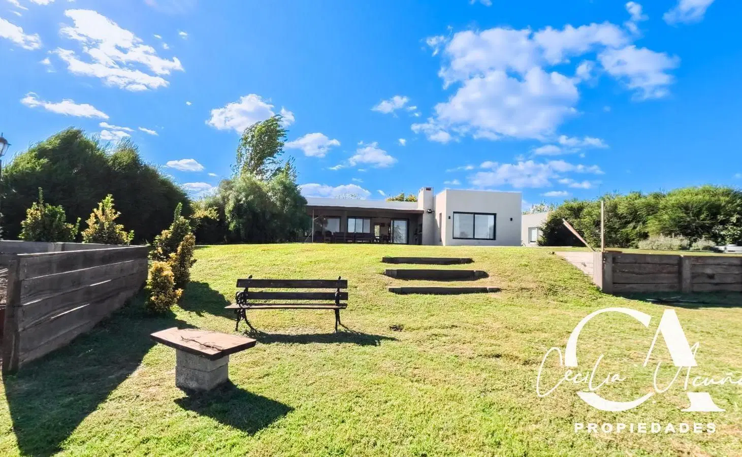RESERVADA. Casa en venta APTA CREDITO -  San Sebastian A la laguna 5