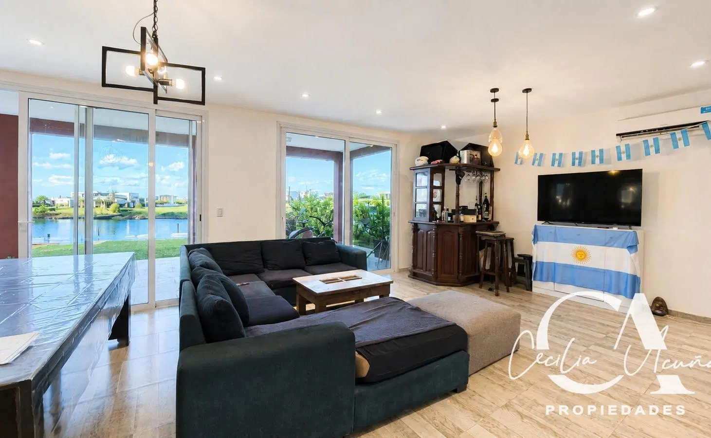 Casa en venta a la laguna Country San Sebastian 5
