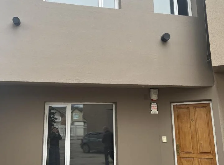 Duplex de 3 dormitorios en alquiler - Rada Tilly 3