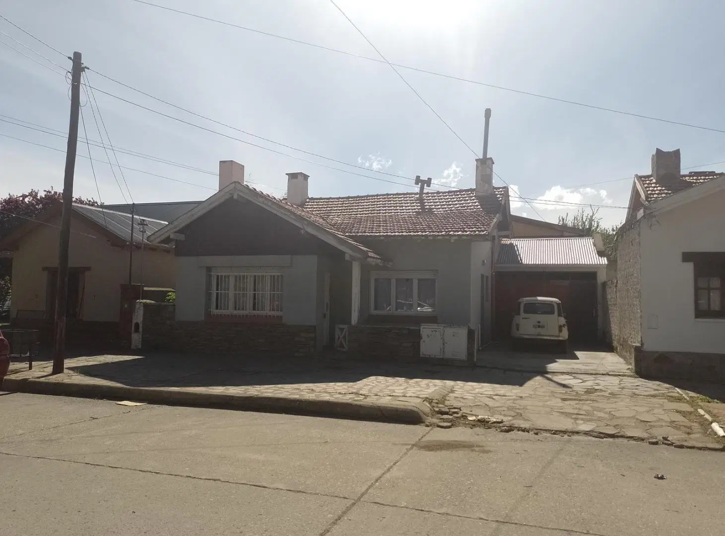 Dos casas, una inversión – Propiedad versátil en Esquel 3