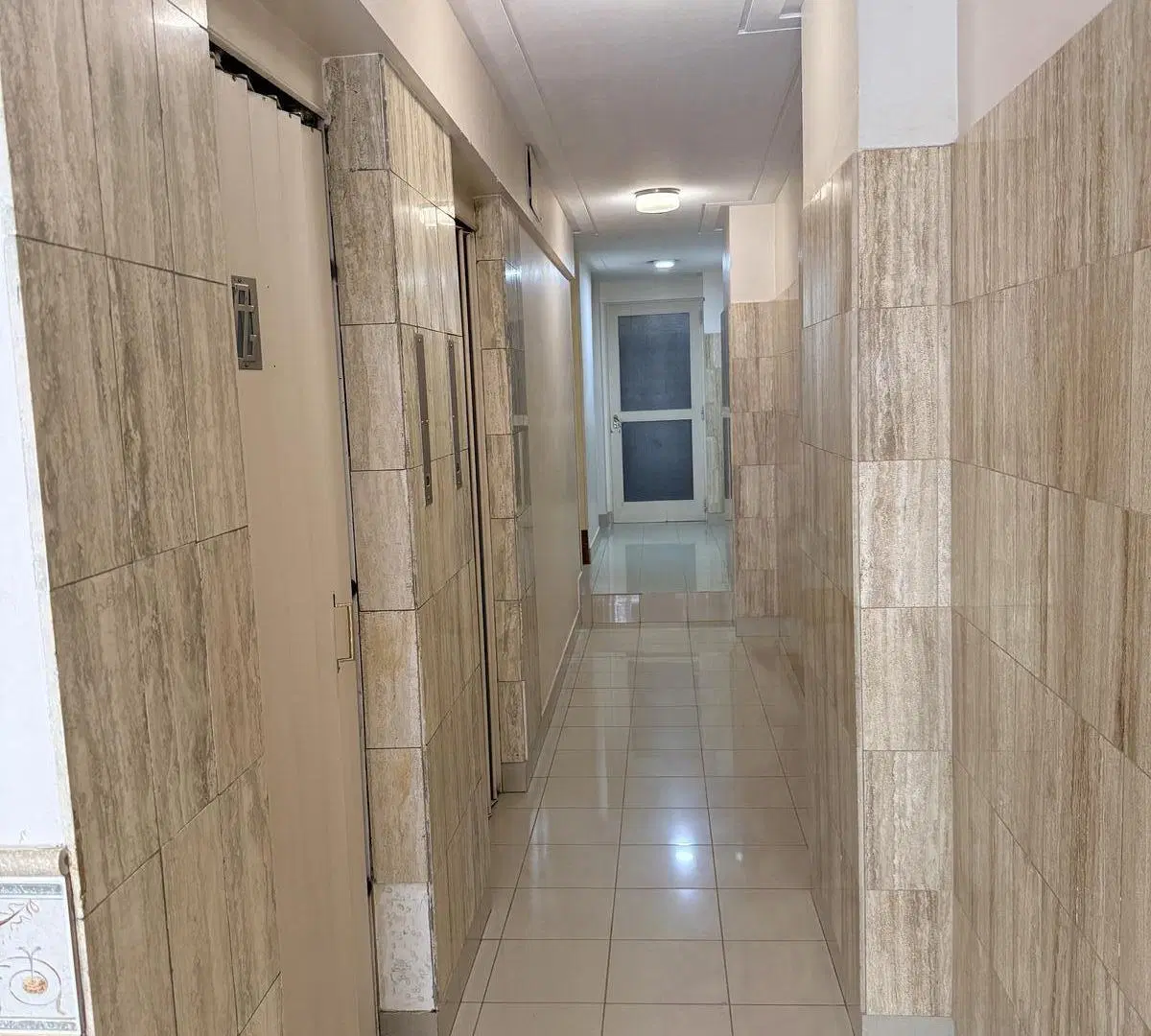 Impecable depto en VENTA de 2 dormitorios con balcón en Comodoro 3