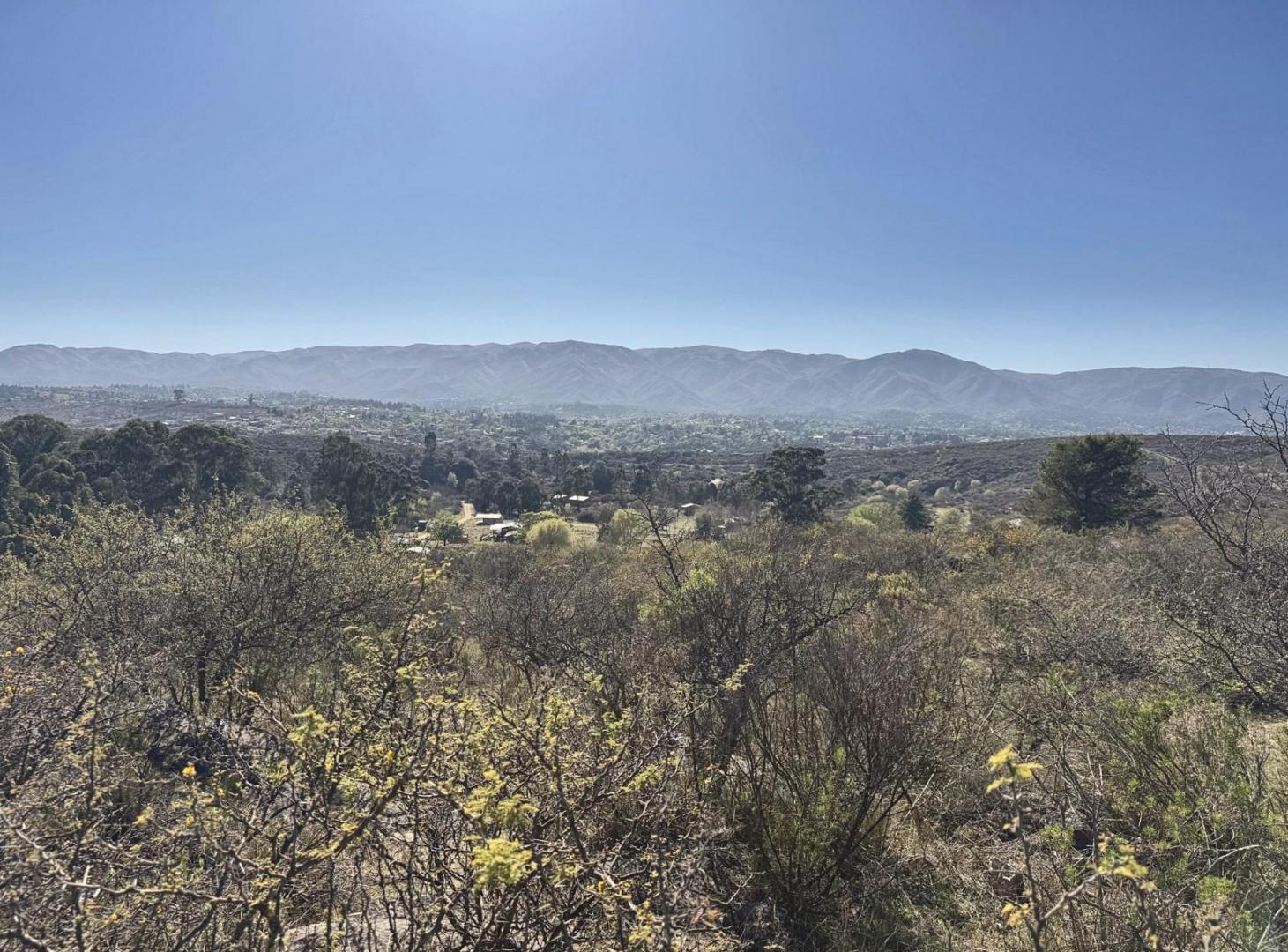 Foto de Lote en venta en Club de Campo Los Tres Arroyos, Huerta Grande - 682 m2, imagen 4