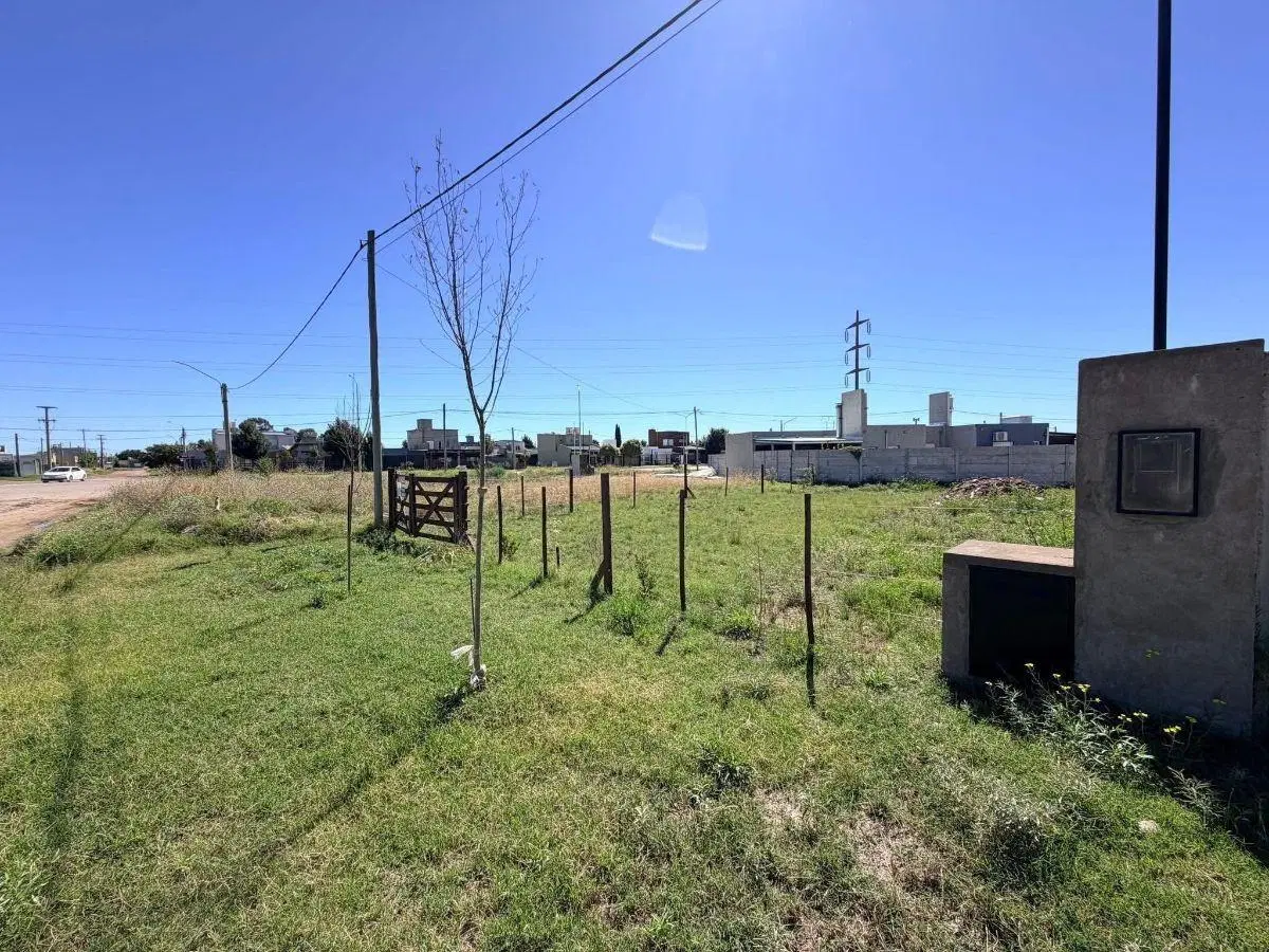Lote en venta, barrio en desarrollo 5