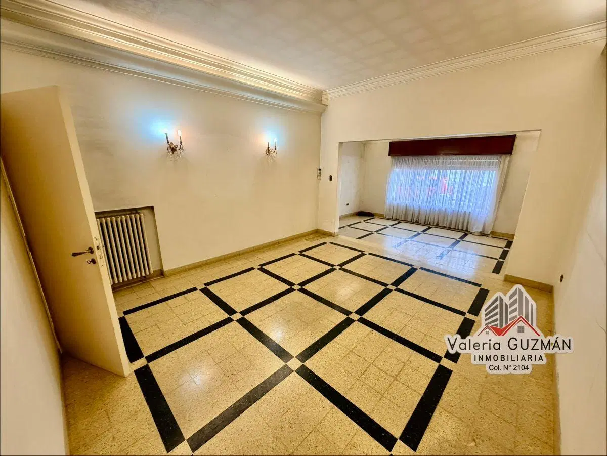 HERMOSA CASA EN VENTA EN MACROCENTRO 3
