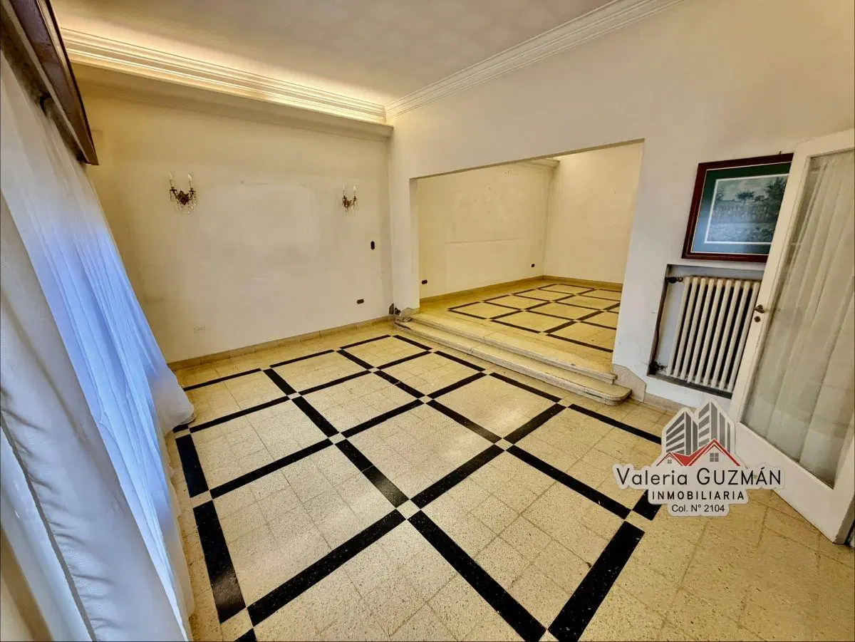 HERMOSA CASA EN VENTA EN MACROCENTRO 2