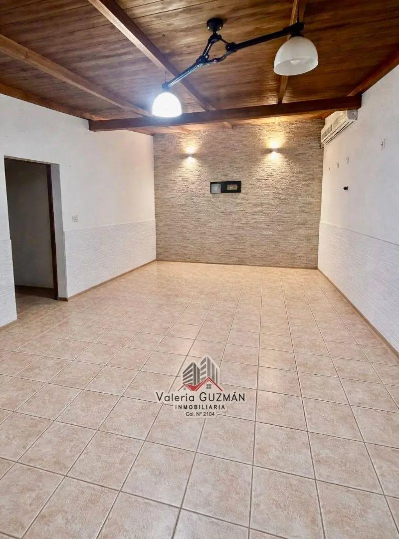 Dos. Casas en venta Punta Alta. 2