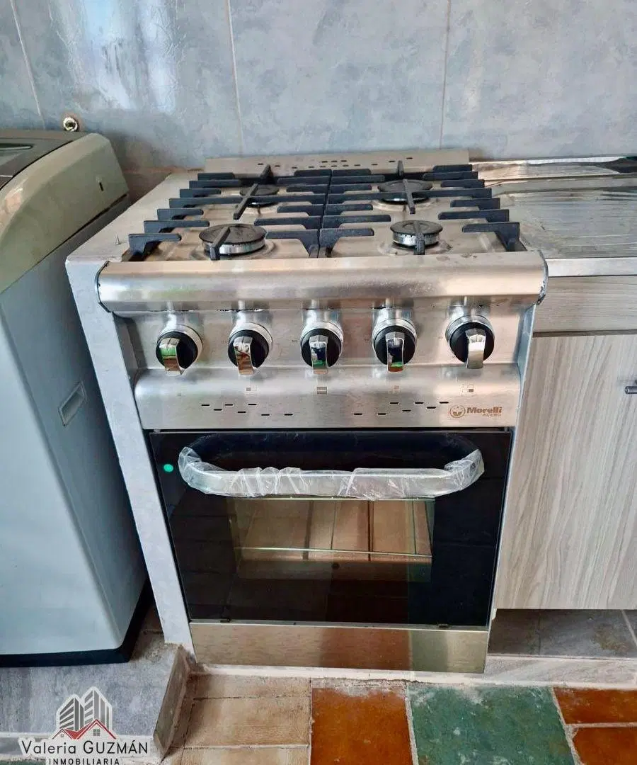 COMPLEJO - VENTA EN BLOCK 3 casas + 5 dptos 2