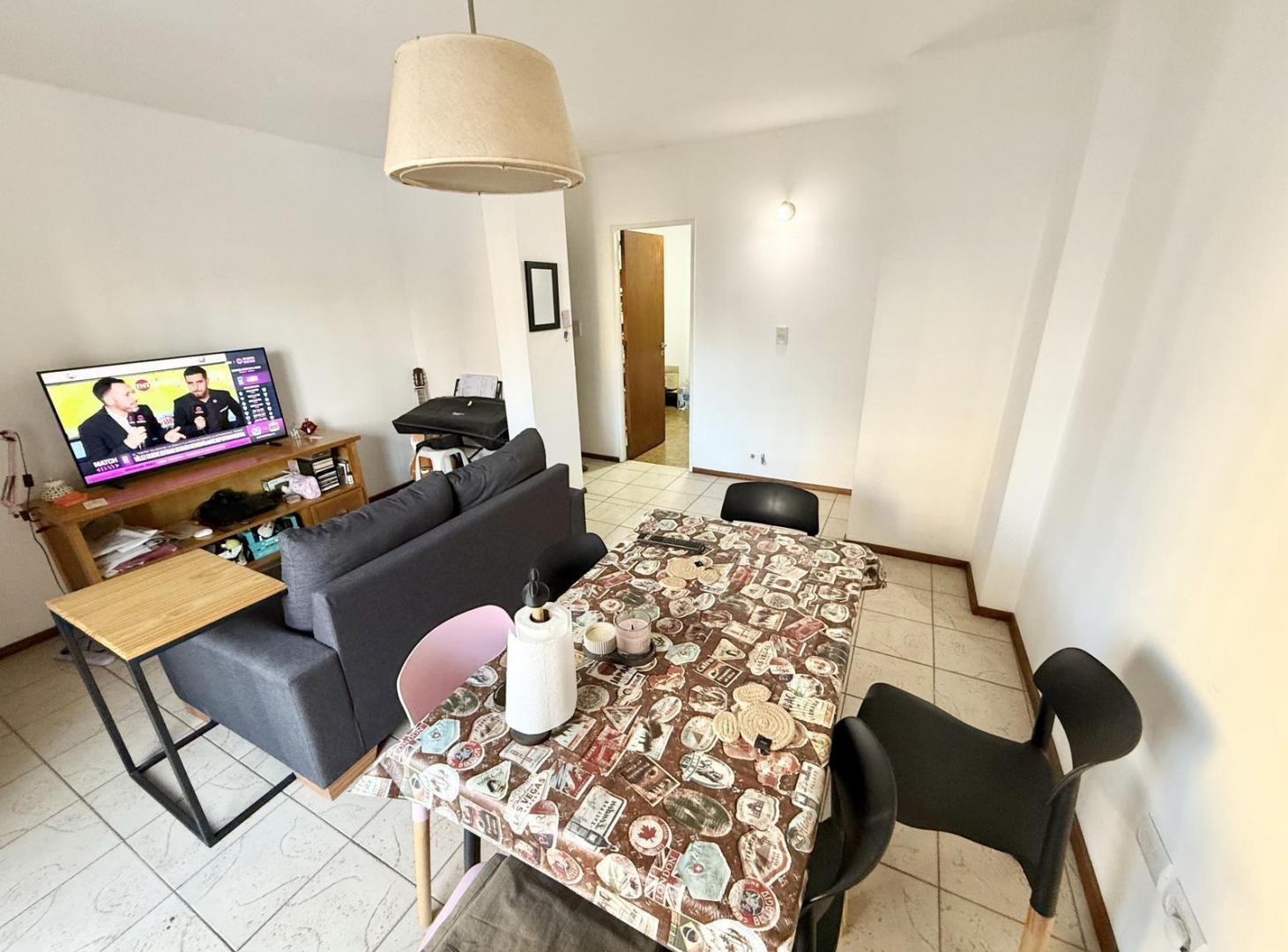 Foto de Venta Departamento Dos Dormitorios Catamarca al 1200, imagen 3