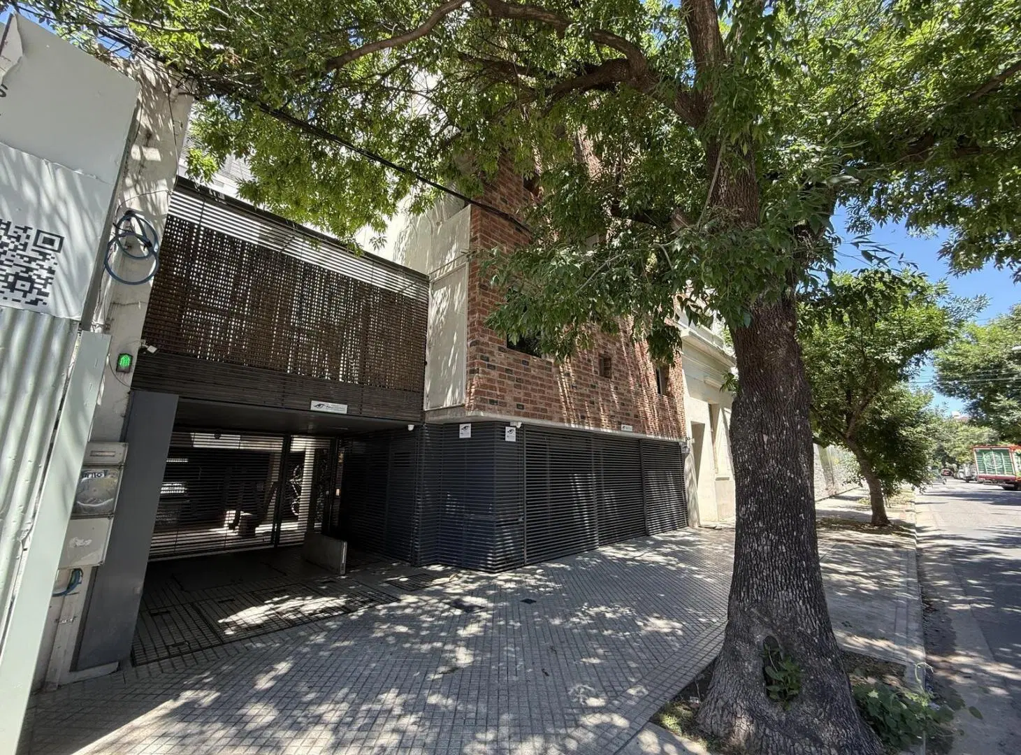 Venta Departamento Dos Dormitorios con cochera 2