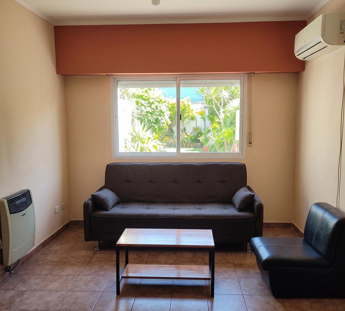 Foto de VENTA DE CASA CON COCHERA Y JARDIN, imagen 5