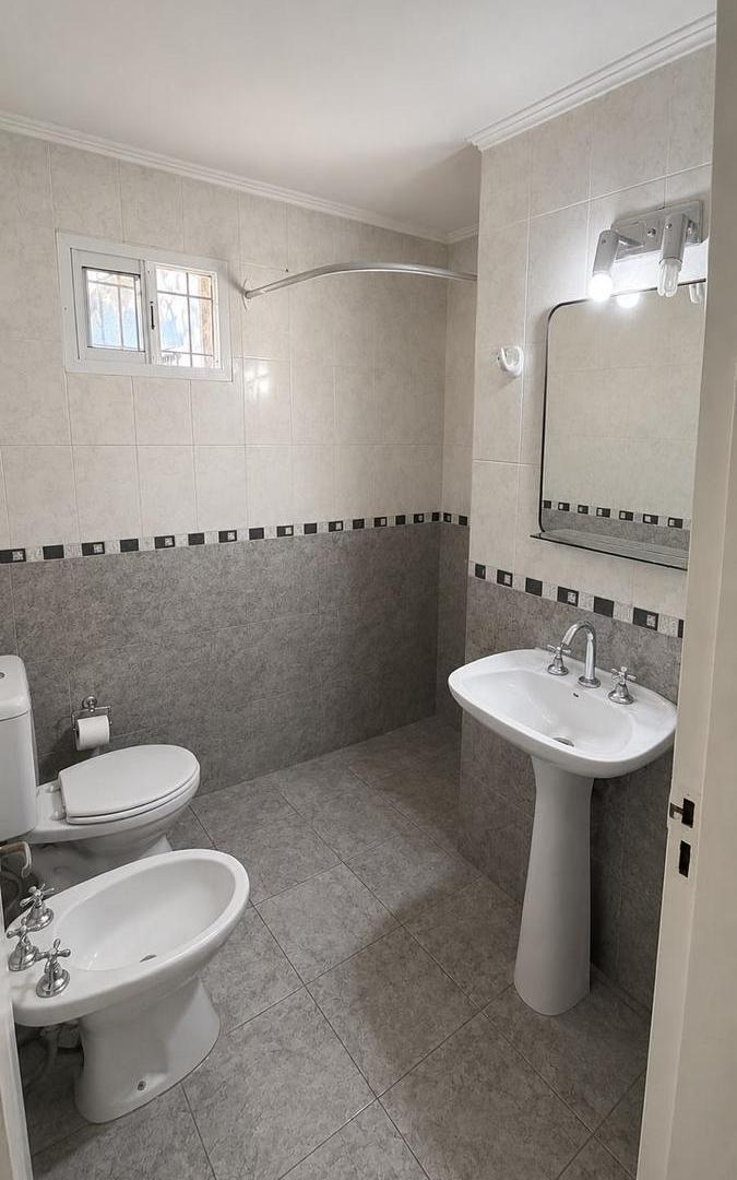 Foto de VENTA DE CASA CON COCHERA Y JARDIN, imagen 3