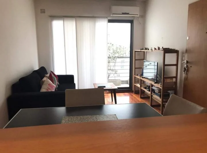 Departamento 2 amb Recoleta  SemiPiso contrafrente  Balcon frances  soleado 4