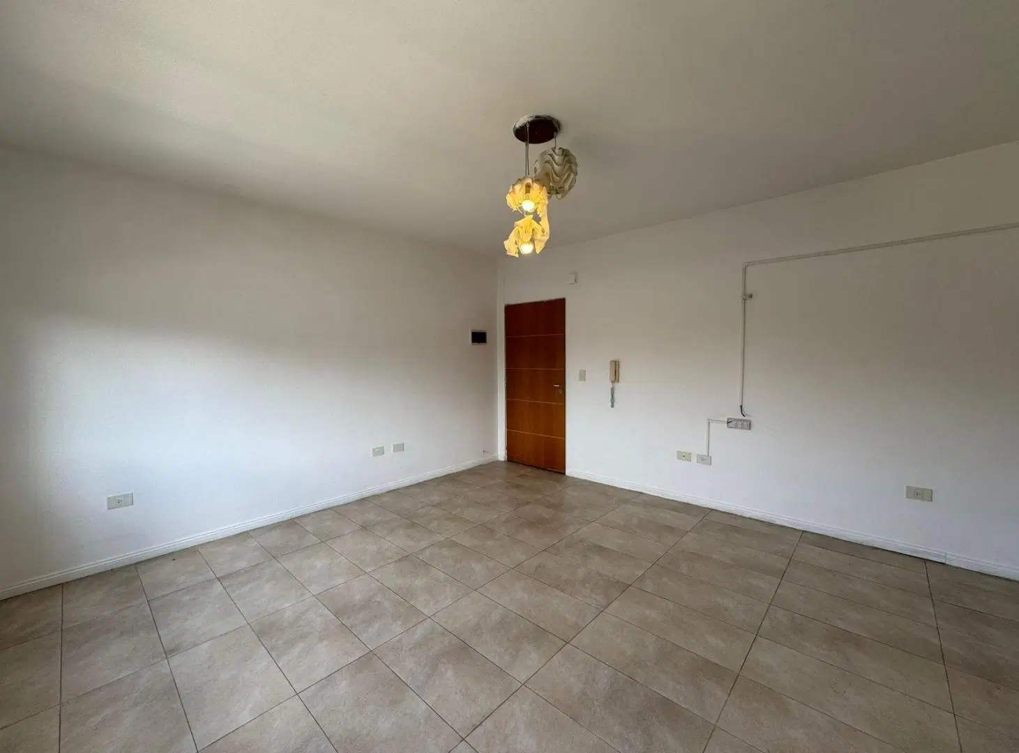 Departamento 2 ambientes con cochera en Ramos Mejia 2