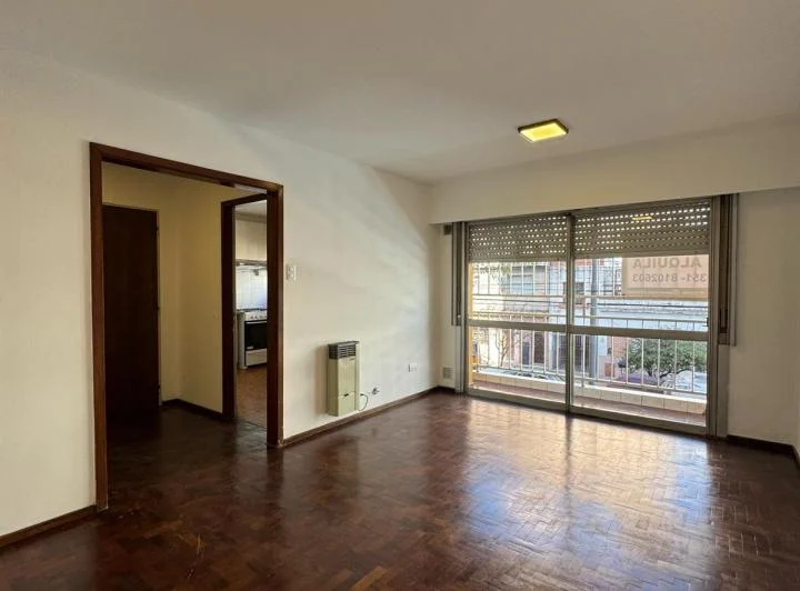 Departamento 2D en Alquiler en General Paz 2