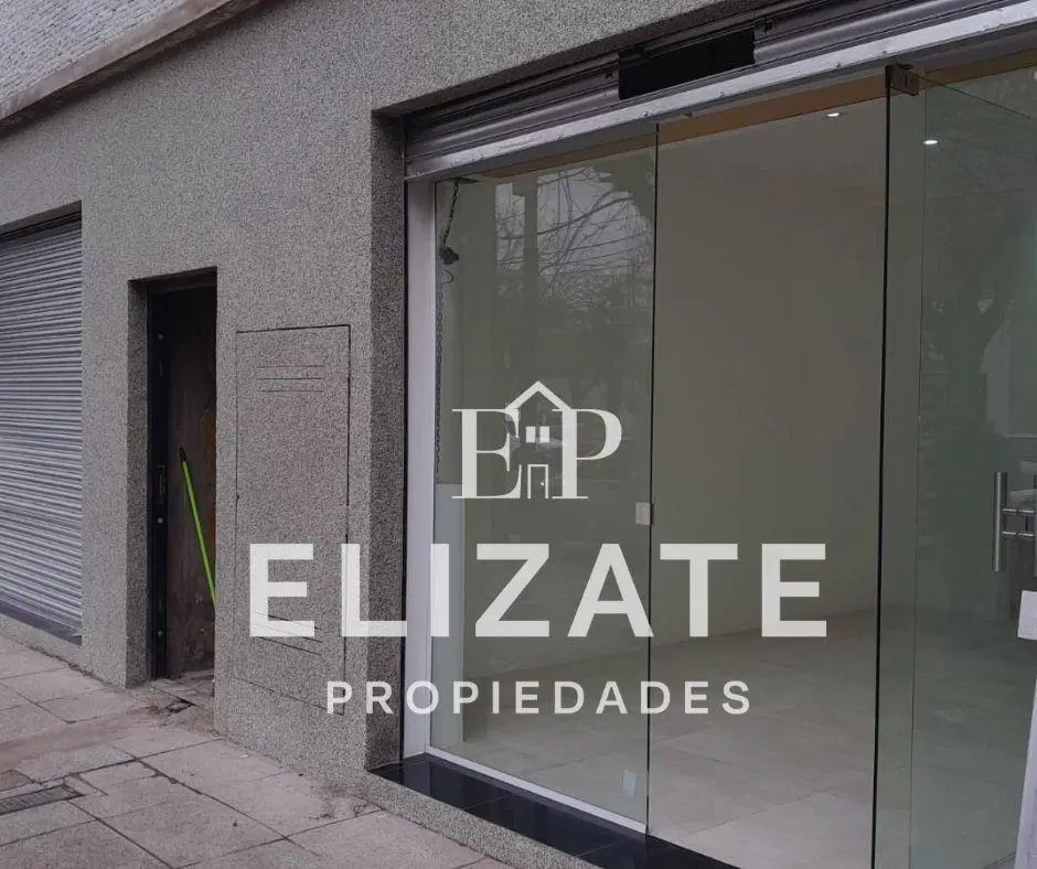 Alquiler de Amplio Local Comercial en Inmejorable Ubicación 5