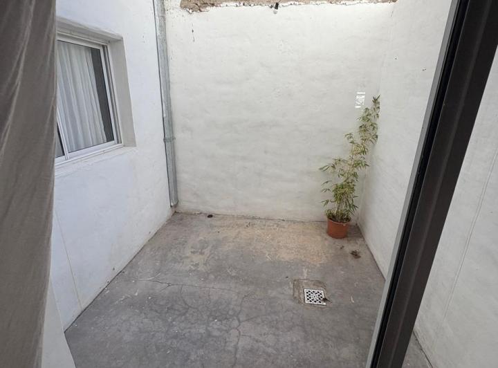 ALQUILO DEPARTAMENTO AMOBLADO 5