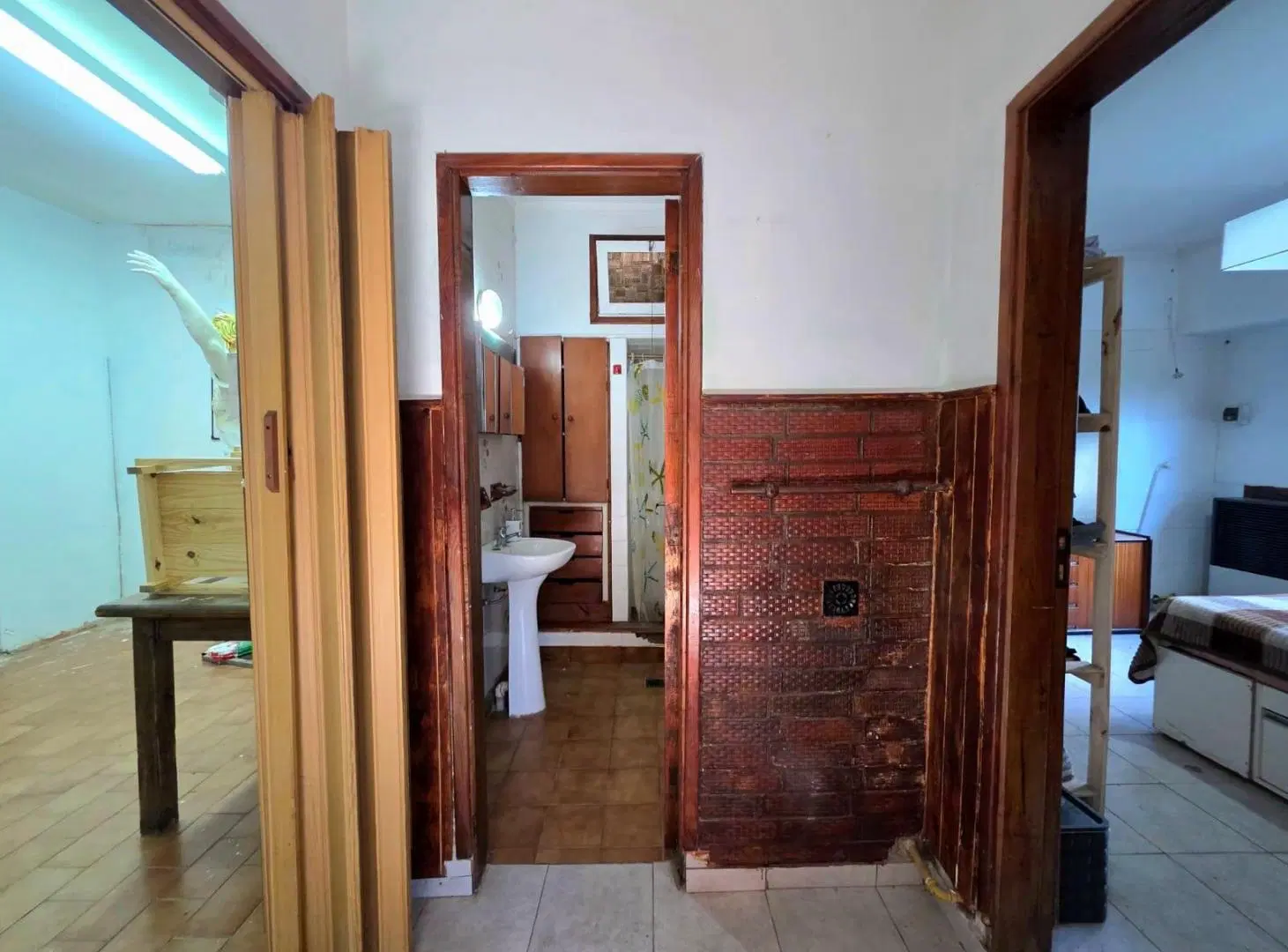 Venta Casa 3 ambientes con Garaje y parque, Barrio Aeroparque 5